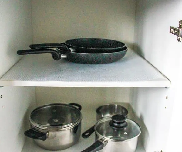 Exklusive 2 Zi. Dachgeschosswohnung In Lage! *